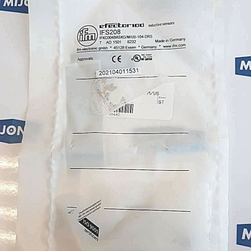 IFM IFS208 10 30VDC 100mA INDUCTIVE SENSOR (new old stock)