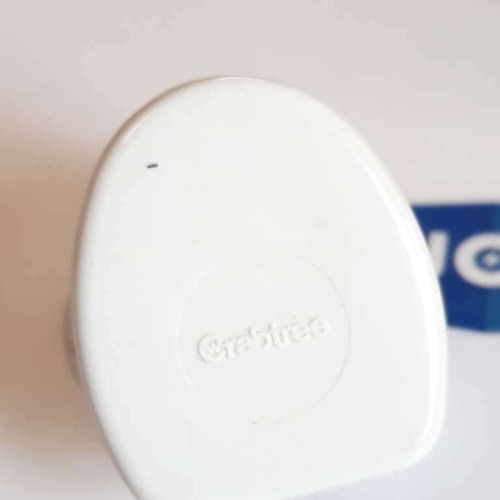 CRABTREE 7011 WHITE 2A 250V 3 PIN PLUG ROUND PINS TO BS 546 NEW OLD STOCK