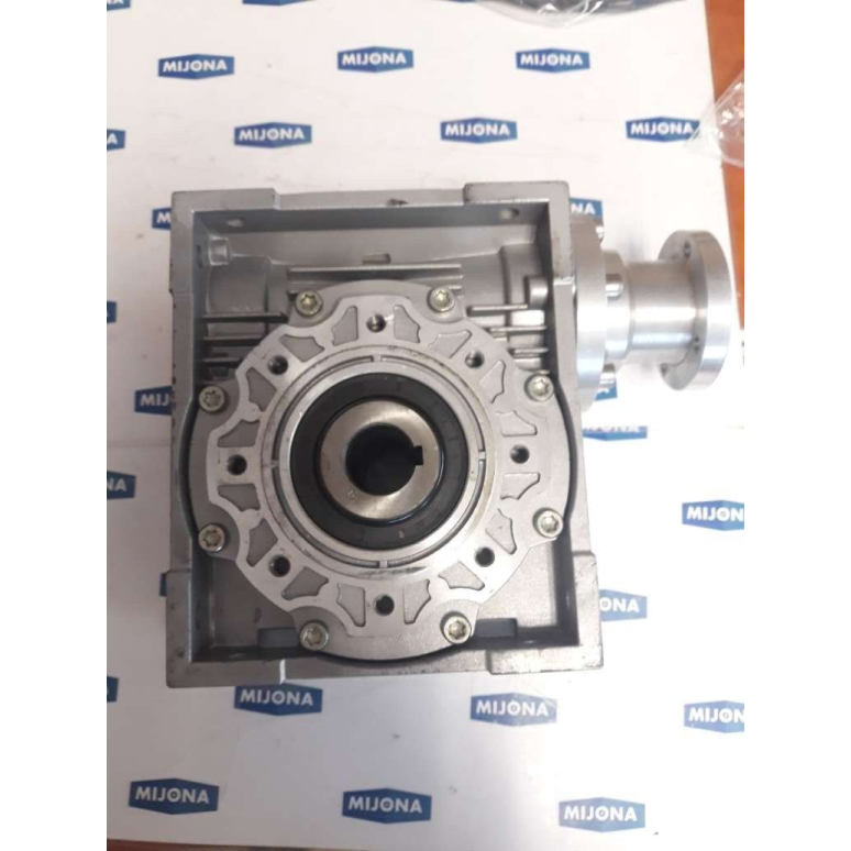 Chiaravalli CHM75 B5 Worm and wheel gear reducer (new old stock) Chiaravalli CHM75 B5 Worm and wheel gear reducer (new old stock)