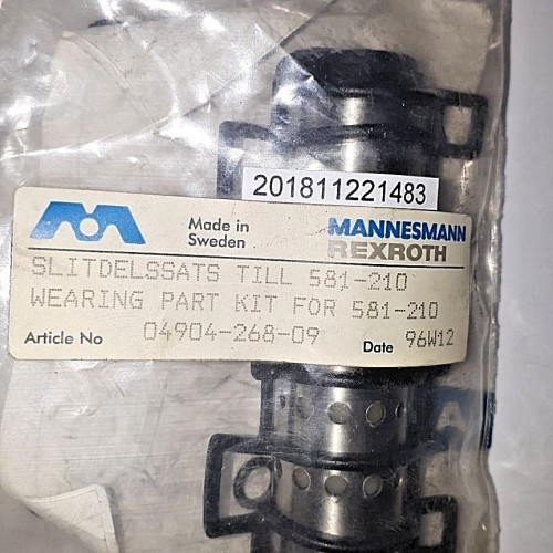 Mannesmann Rexhroth 0490-4268-09 wearing part kit for 581-210 (new old stock) Mannesmann Rexhroth 0490-4268-09 wearing part kit for 581-210 (new old stock)