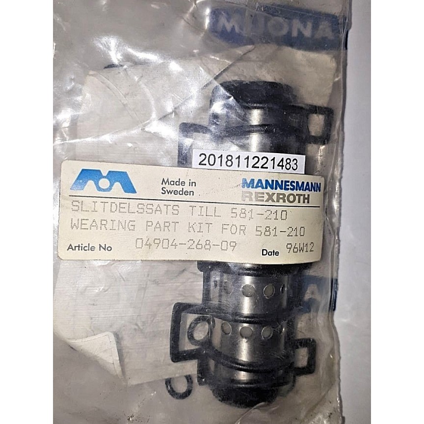 Mannesmann Rexhroth 0490-4268-09 wearing part kit for 581-210 (new old stock) Mannesmann Rexhroth 0490-4268-09 wearing part kit for 581-210 (new old stock)