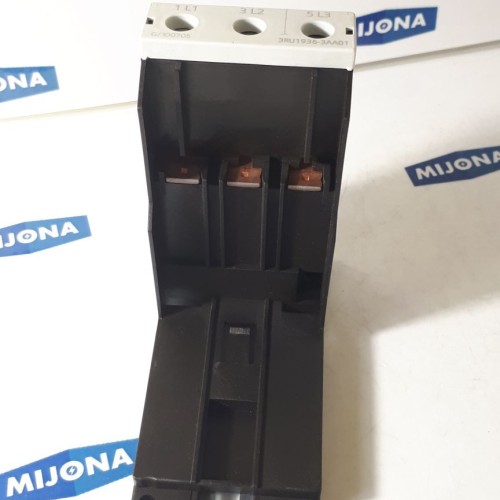 3RU1936-3AA01 SIEMENS - Mounting holder (new old stock) 3RU1936-3AA01 SIEMENS - Mounting holder (new old stock)