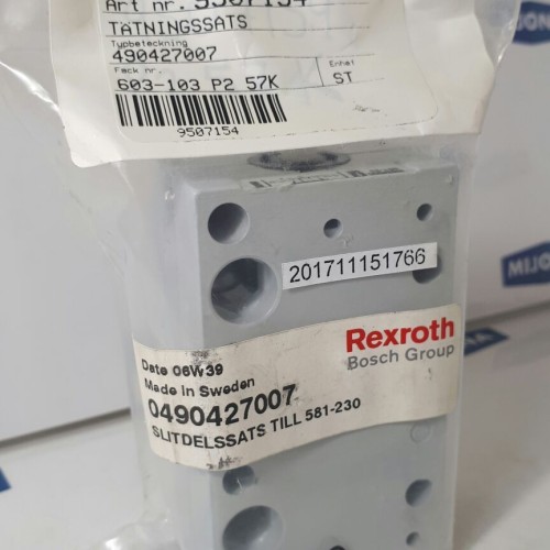 Rexroth Bosch Art. no 9507154  Pneumatic Valve Subplate 0490427007