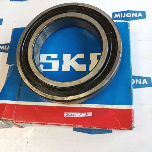SKF 6016 2RS1 GROOVE BALL BEARINGS 6016-2RS1  (new old stock)