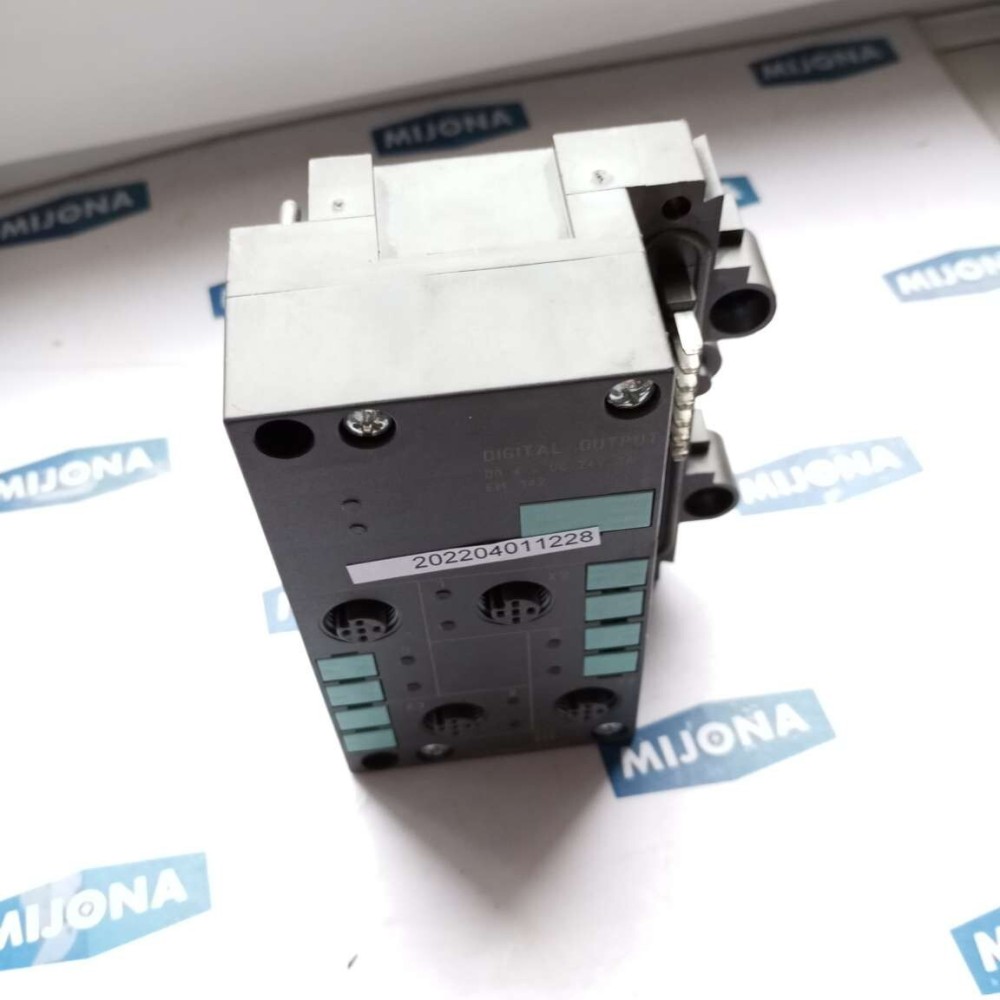 SIEMENS simatic S7 6ES7 142 1BD40 0XA0 D0 4 X DC 24V 2A 6ES7142-1BD40-0XA0