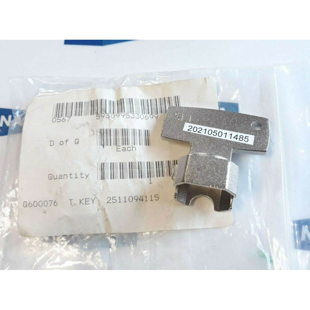 SLL  T KEY Q600076 2511094115  New old stock