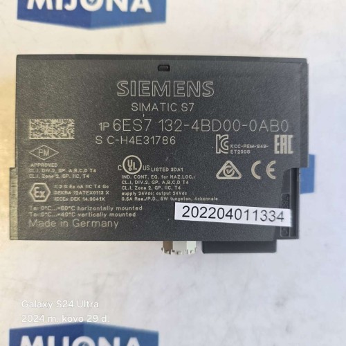 SIEMENS simatic S7 6ES7 132 4BD00 0AB0 6ES7132-4BD00-0AB0 NEW OLD STOCK SIEMENS simatic S7 6ES7 132 4BD00 0AB0 6ES7132-4BD00-0AB0 NEW OLD STOCK