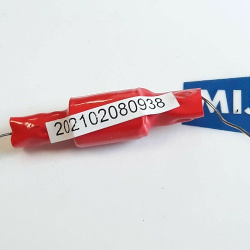 Axial Electrolytic CAPACITOR 1585 500µF 3A (New old stock)