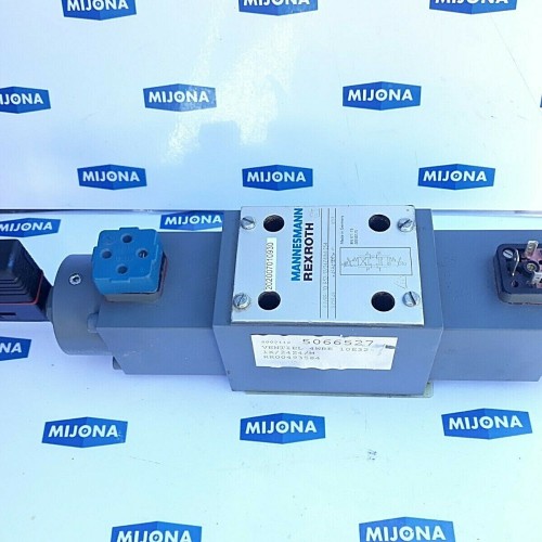 Rexroth HYDRONORMA 4WRE 10 E32 12 24Z4 M 254 MANNESMANN B72549 Valve