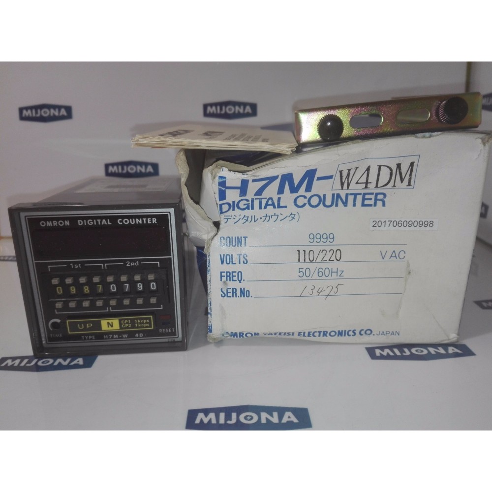 Omron Digital Counter H7M-W 4DM 110/220VAC 50/60Hz