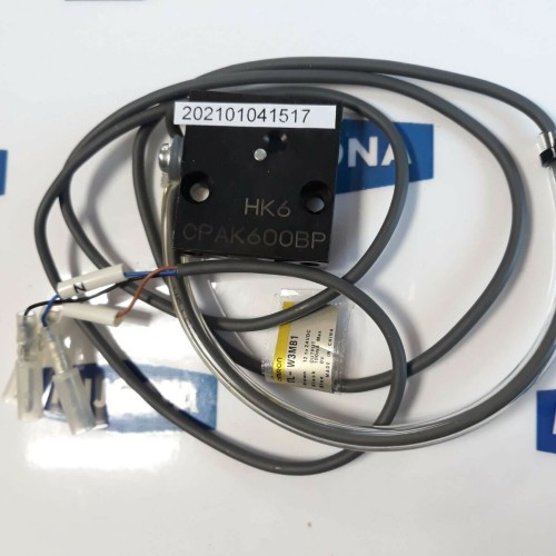OMRON TL W3MB1 12-24VDC / TL W3MB1 PROXIMITY SENSOR SHINJO HK6 CPAK600BP ~1m
