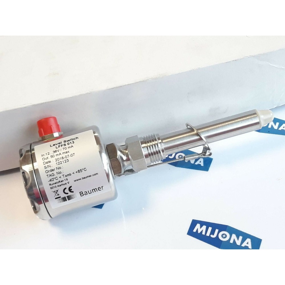 Baumer level switch LFFS 013 IN: 12-36V 70mA OUT: 50Ma +40 +85°C