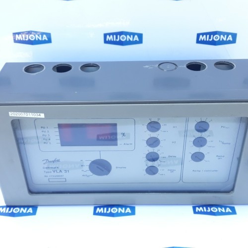 DANFOSS VLA 31 175U0027 CONTROLLER W/RELAY MODULE