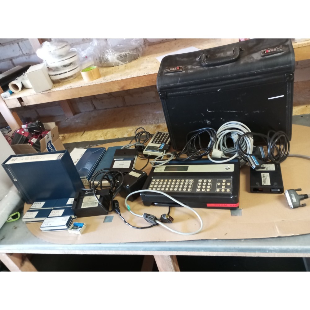 Telemecanique TSX T317 TSX T407 1 PL7-2 TSX MC70 TSXSCC02 (new old stock) Telemecanique TSX T317 TSX T407 1 PL7-2 TSX MC70 TSXSCC02 (new old stock)