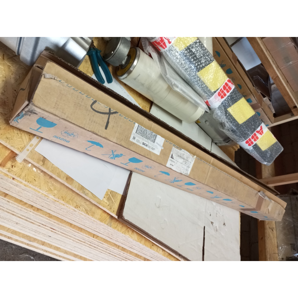 SICK deTec 4 core C4C EA12030A10000 DC 24V 1200mm  (new old stock)