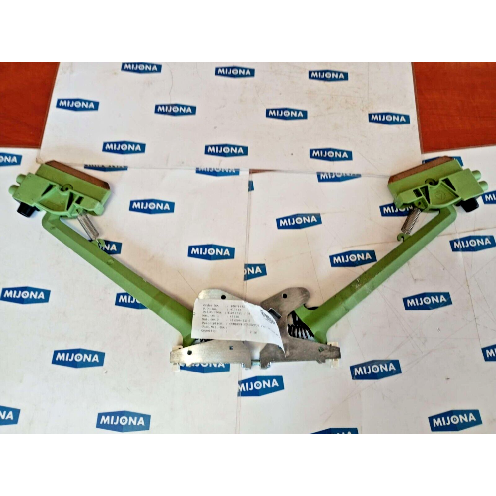 CONDUCTIX WAMPFLER CURRENT COLLECTOR 812 1P 2X80A 081209-2X022 NEW OLD STOCK