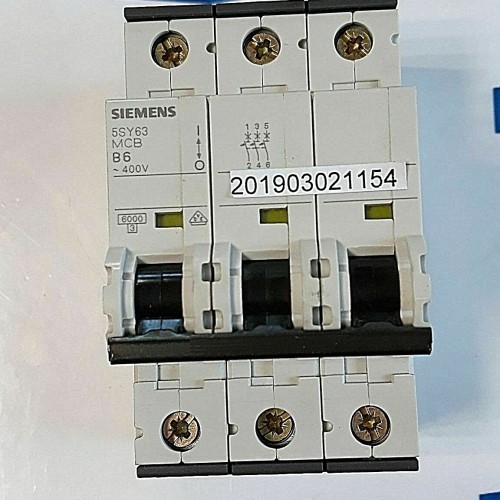 Siemens 5SY63 MCB B6 400V Circuit Breaker Protective Switch (New old stock) Siemens 5SY63 MCB B6 400V Circuit Breaker Protective Switch (New old stock)