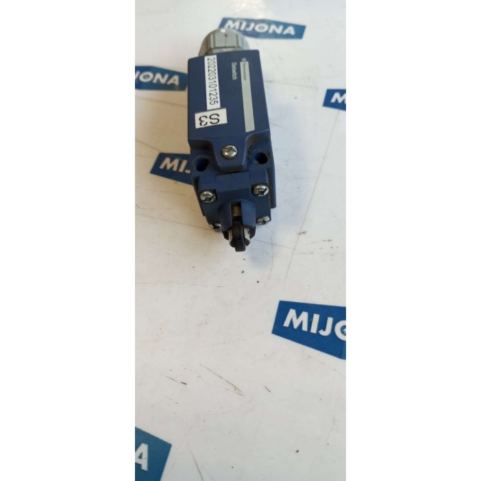 Telemecanique XCKN2103P20 500V 6KV AC15 240V 3A 10A OsiSense