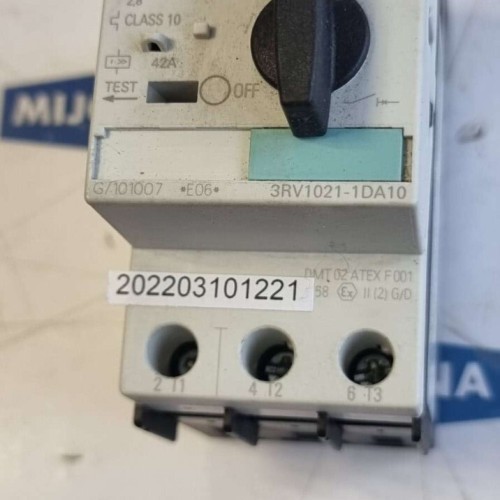 Siemens SIRIUS 3RV1021 1DA10 Motor Protection Circuit Breaker 2,2- 3,2A