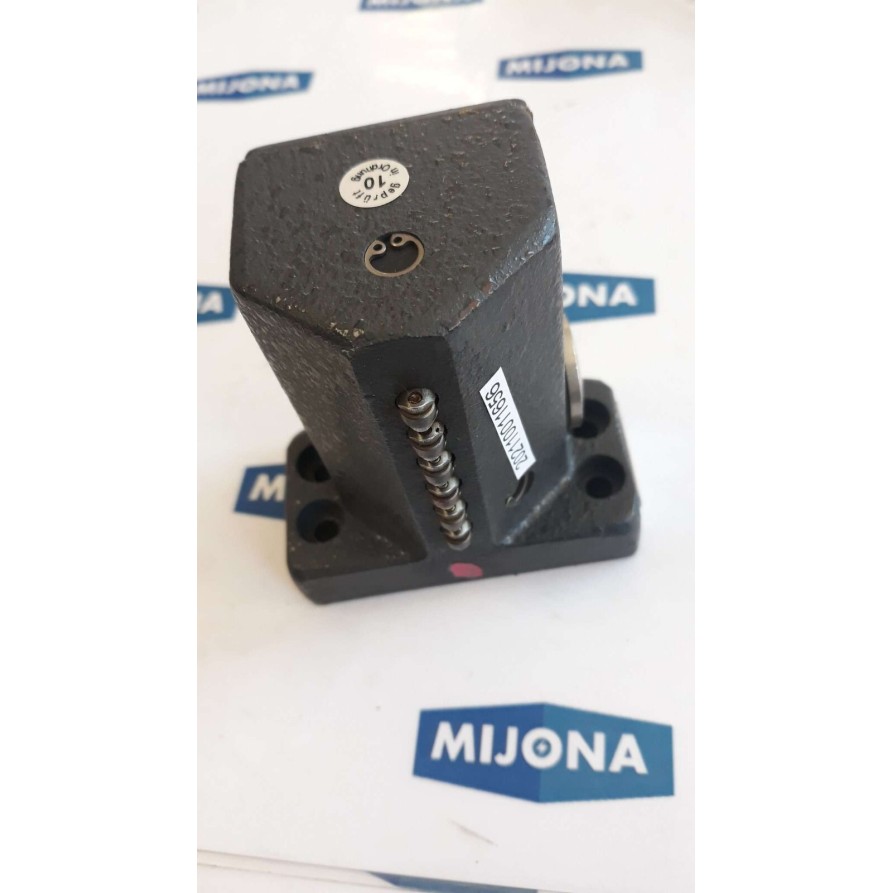 Euchner GSBF 06 R08 552 4A 250V IP67 (new old stock)