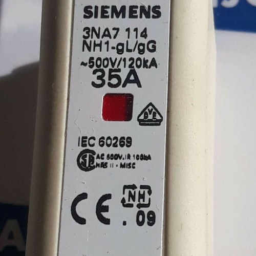 SIEMENS 3NA7 114 NH1 gL gG 500V 120kA 35A IEC 60269