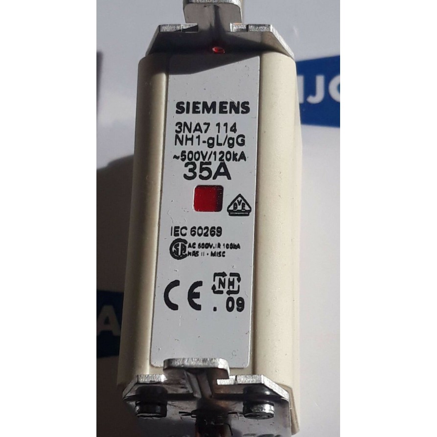 SIEMENS 3NA7 114 NH1 gL gG 500V 120kA 35A IEC 60269 SIEMENS 3NA7 114 NH1 gL gG 500V 120kA 35A IEC 60269