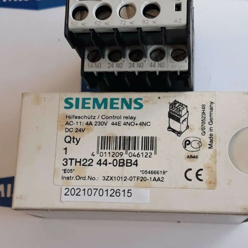 SIEMENS 3TH2244 0BB4 4NO 4NC 3TH2244-0BB4 44E CONTROL RELAY AC11 4A 230V DC 24V