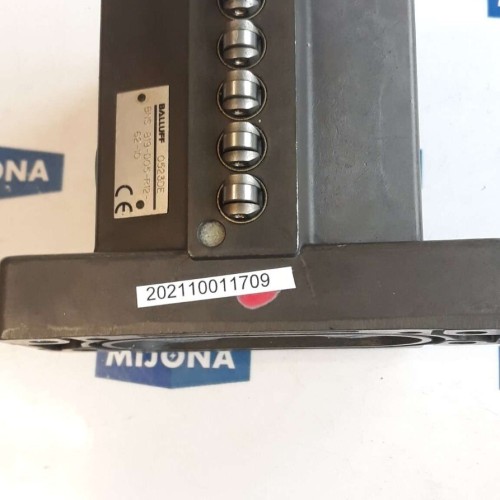 BALLUFF BNS 819 D05 R12 62 10 Position Limit Switch 240V AC HD 6A NEW OLD STOCK