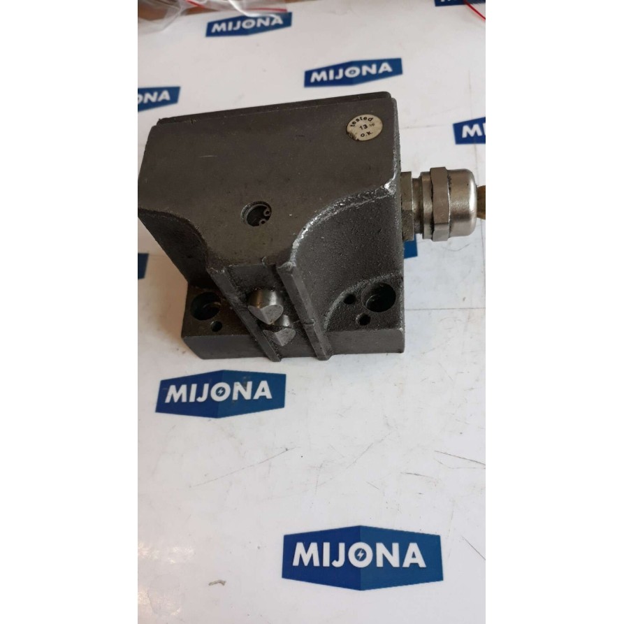 Euchner GNBG02D16 502 MC302 086477 IP67 AC15 6A 230V DC13 6A 24V