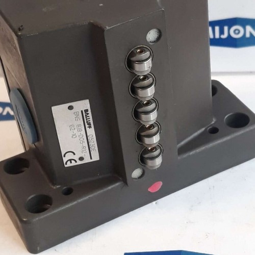 BALLUFF BNS 819 D05 R12 62 10 240V AC HD 6A Position Limit Switch NEW OLD STOCK