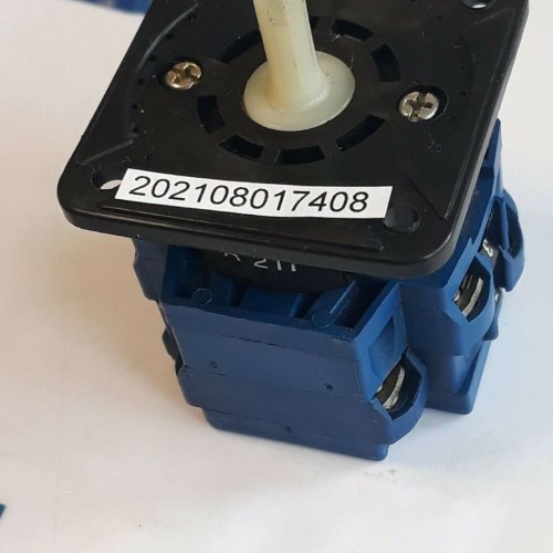 Kraus & Naimer CG10 SWITCH SCHALTER A 211 CEE24 10 7A 380V 12A 500V Kraus & Naimer CG10 SWITCH SCHALTER A 211 CEE24 10 7A 380V 12A 500V