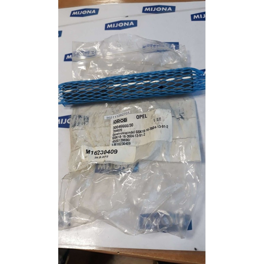 GROB OPEL 30046666 30 GEWINDESPINDEL GSK18 16 3504 13 91 2  (new old stock)