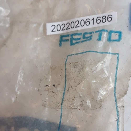 Festo 213286 0,3 10bar new old stock Festo 213286 0,3 10bar new old stock