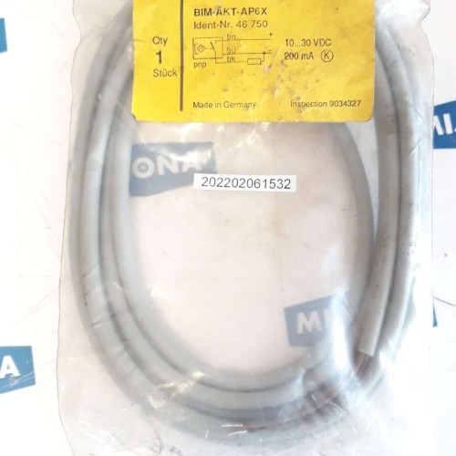 Turck BIM AKT AP6X 10 30VDC 200mA 46750 NEW OLD STOCK Turck BIM AKT AP6X 10 30VDC 200mA 46750 NEW OLD STOCK