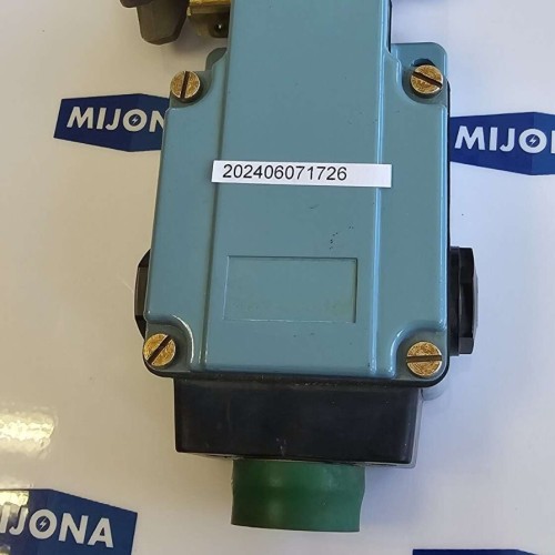 Telemecanique XY2 CC122 Limit Switch XY2CC122 Telemecanique XY2 CC122 Limit Switch XY2CC122