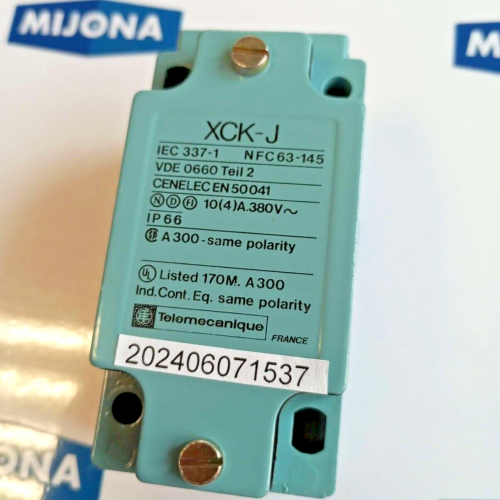 Telemecanique XCK J LIMIT SWITCH NEW OLD STOCK Telemecanique XCK J LIMIT SWITCH NEW OLD STOCK