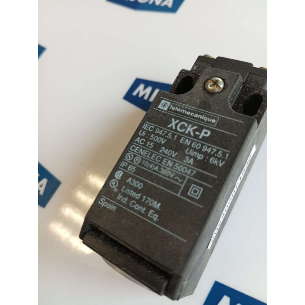 Telemecanique XCK P 500V 6KV AC 15 240V 3A