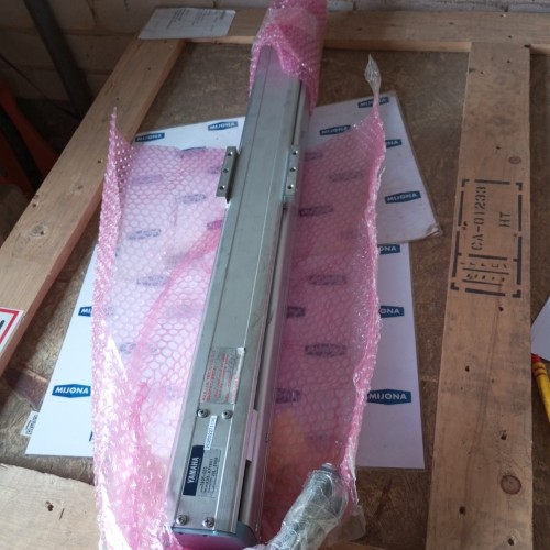 YAMAHA T905-550 KX5 97Y801 Linear Guide NEW OLD STOCK