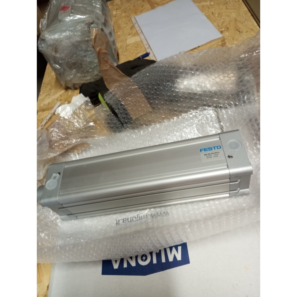 Festo DNC 80 250 PPV A  163441 BAR CYLINDER DNC-80-250-PPV-A  (new old stock)