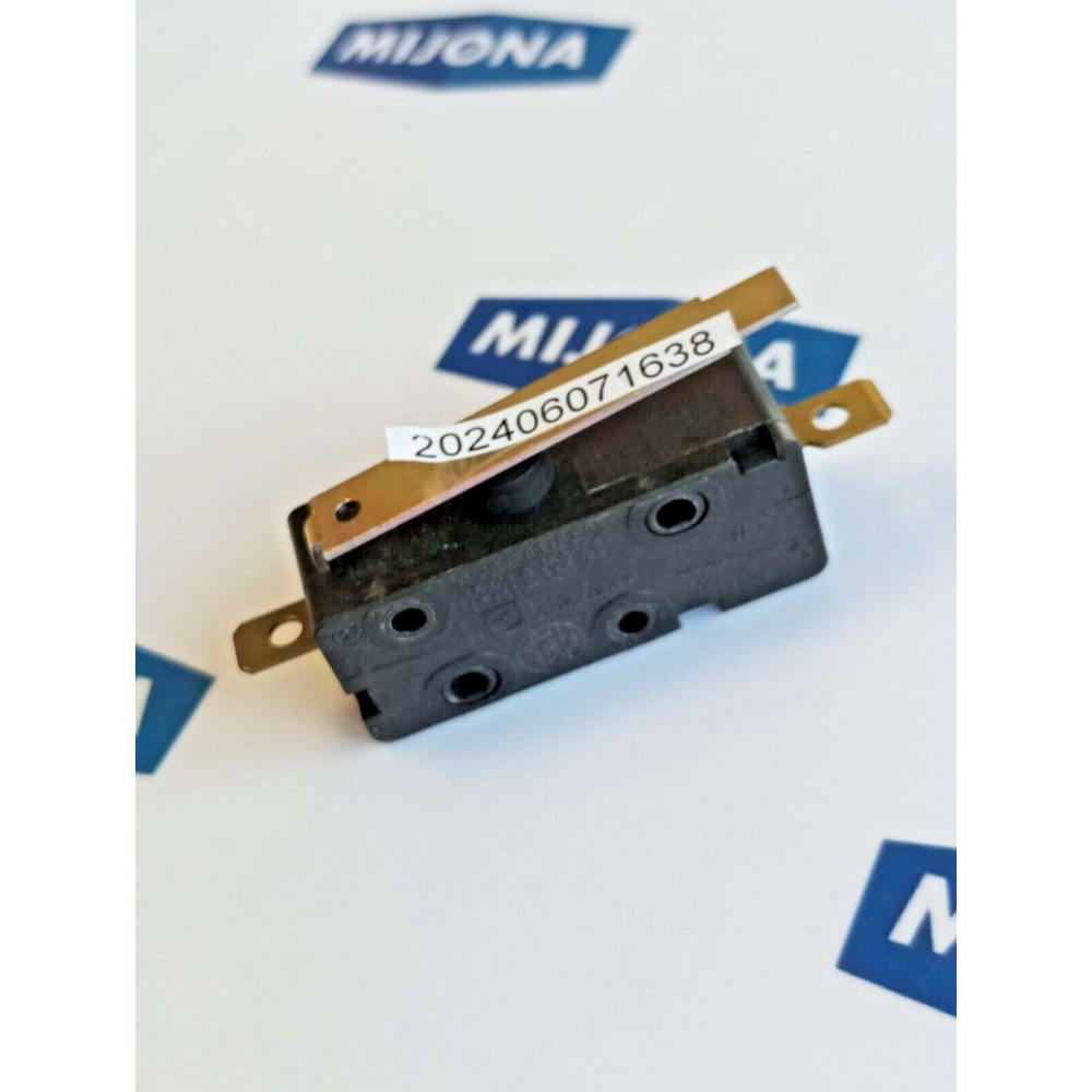 CROUZET 16A 250A 10A 380V  83152 MICRO SWITCH NEW OLD STOCK