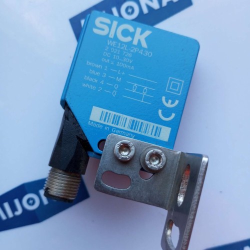 SICK WE12L 2P430 2021726 DC 10 30V SENSOR WE12L-2P430 SICK WE12L 2P430 2021726 DC 10 30V SENSOR WE12L-2P430