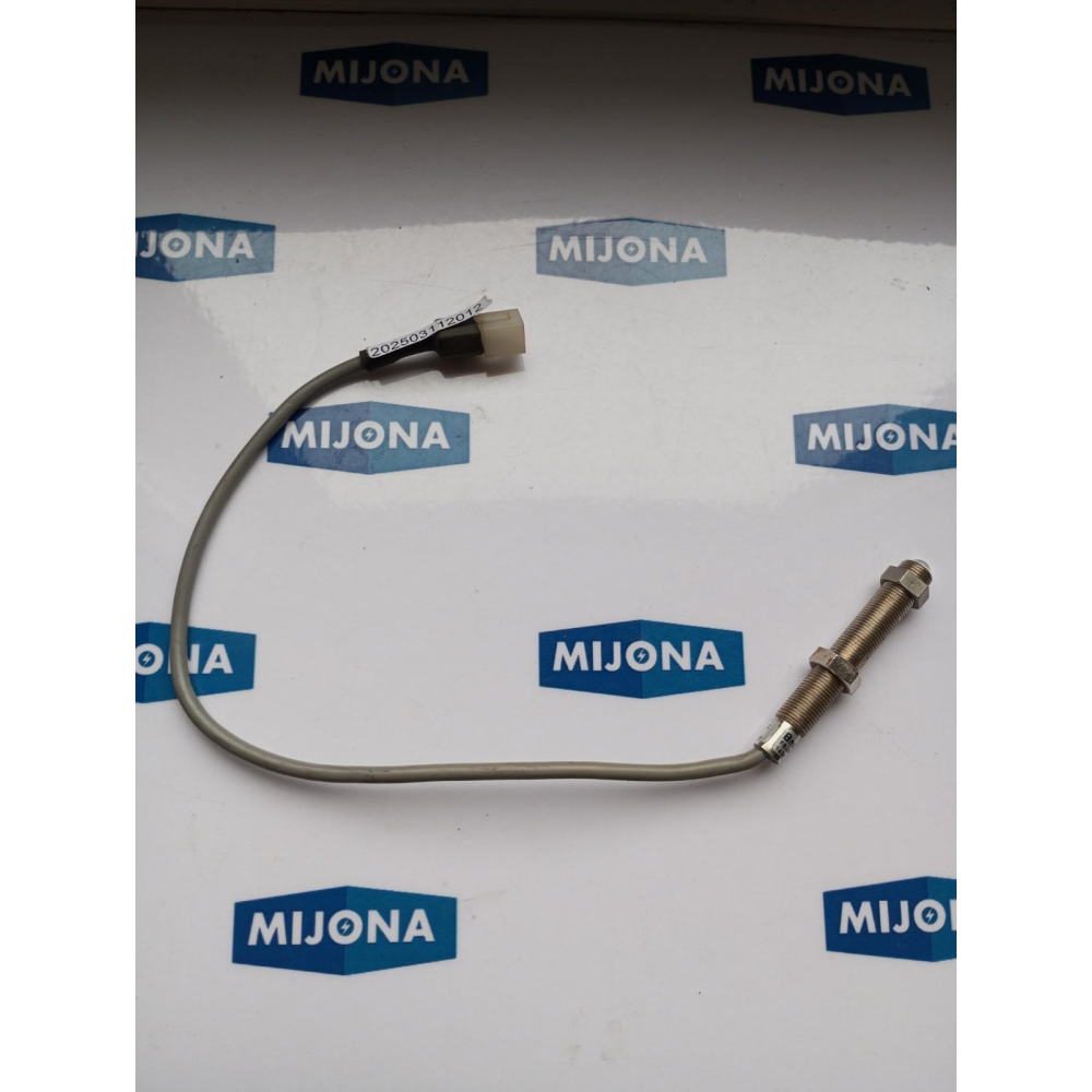 Baumer ELECTRIC  FSAM  08D9002 sensor
