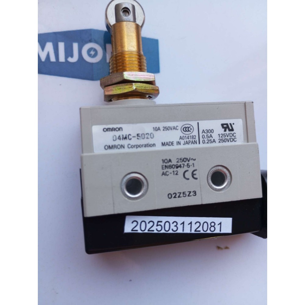 OMRON Grenzschalter Limit Switch D4MC 5020 10A 250VAC  D4MC-5020 NEW OLD STOCK