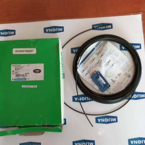 Telemecanique XUFZ910AA PLASTIC FIBRE OPTIC LIGHT GUIDE NEW OLD STOCK Telemecanique XUFZ910AA PLASTIC FIBRE OPTIC LIGHT GUIDE NEW OLD STOCK