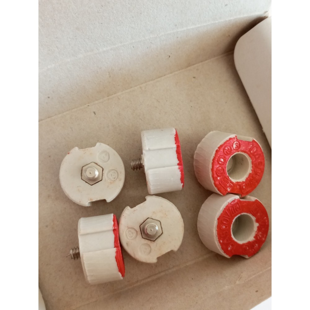 IFOELECTRIC IFÖELECTRIC 10A 500V PASSDEL BUNNSKRUE Price for 6psc new old stock