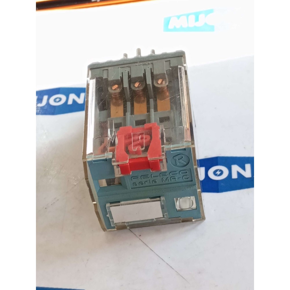 RELECO MR-C C3-A 30 Relay  C3 A 30 220V AC 10mA 50HZ 9mA 60HZ  MR C