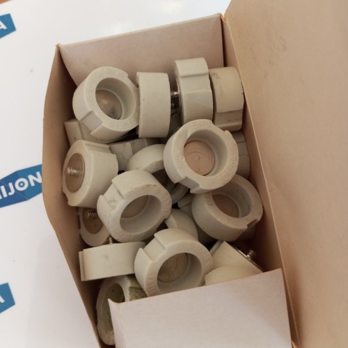 ENSTO KW 1.50 50A 500V PASSDEL BUNNSKRUE Price for 68psc new old stock