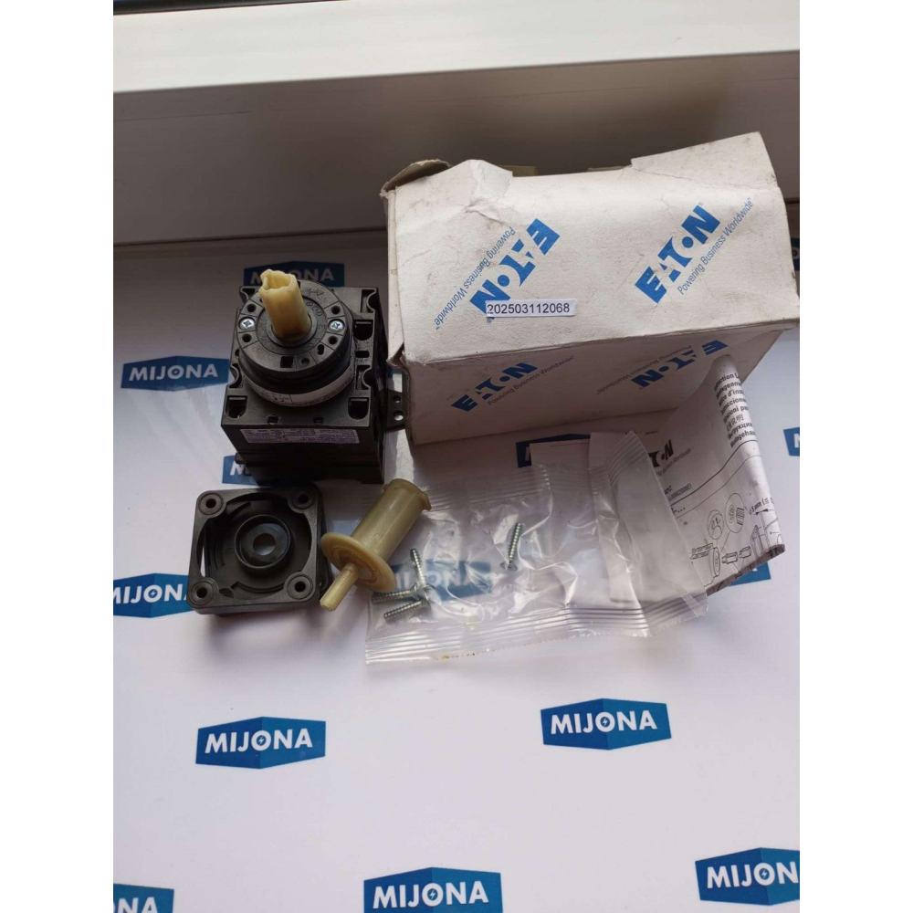 EATON T3 3 8401 Z  REVERSING SWITCH 035739  WENDERCHALTER (NEW OLD STOCK)