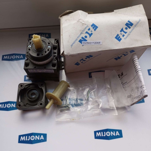 EATON T3 3 8401 Z REVERSING SWITCH 035739 WENDERCHALTER (NEW OLD STOCK) EATON T3 3 8401 Z REVERSING SWITCH 035739 WENDERCHALTER (NEW OLD STOCK)