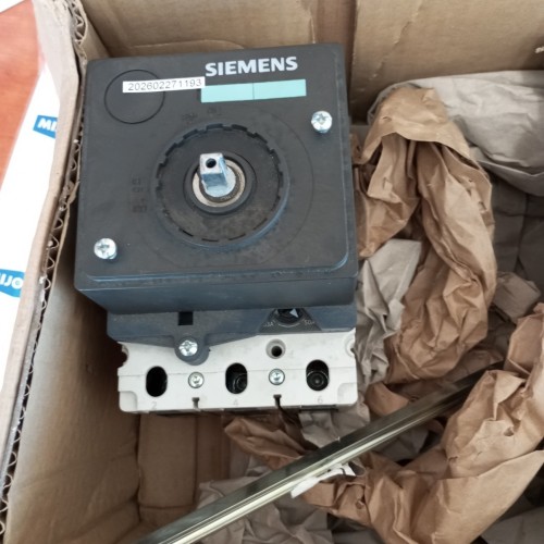 Siemens 3VL1706-1DD33-0AA0 CIRQUIT BREAKER